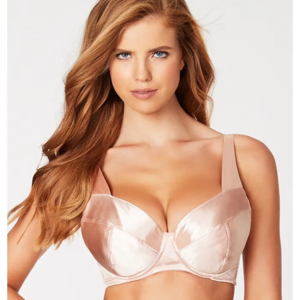 NWT Frederick’s of Hollywood Va Va Voom Satin Full Figure Bra.  Size 40 C